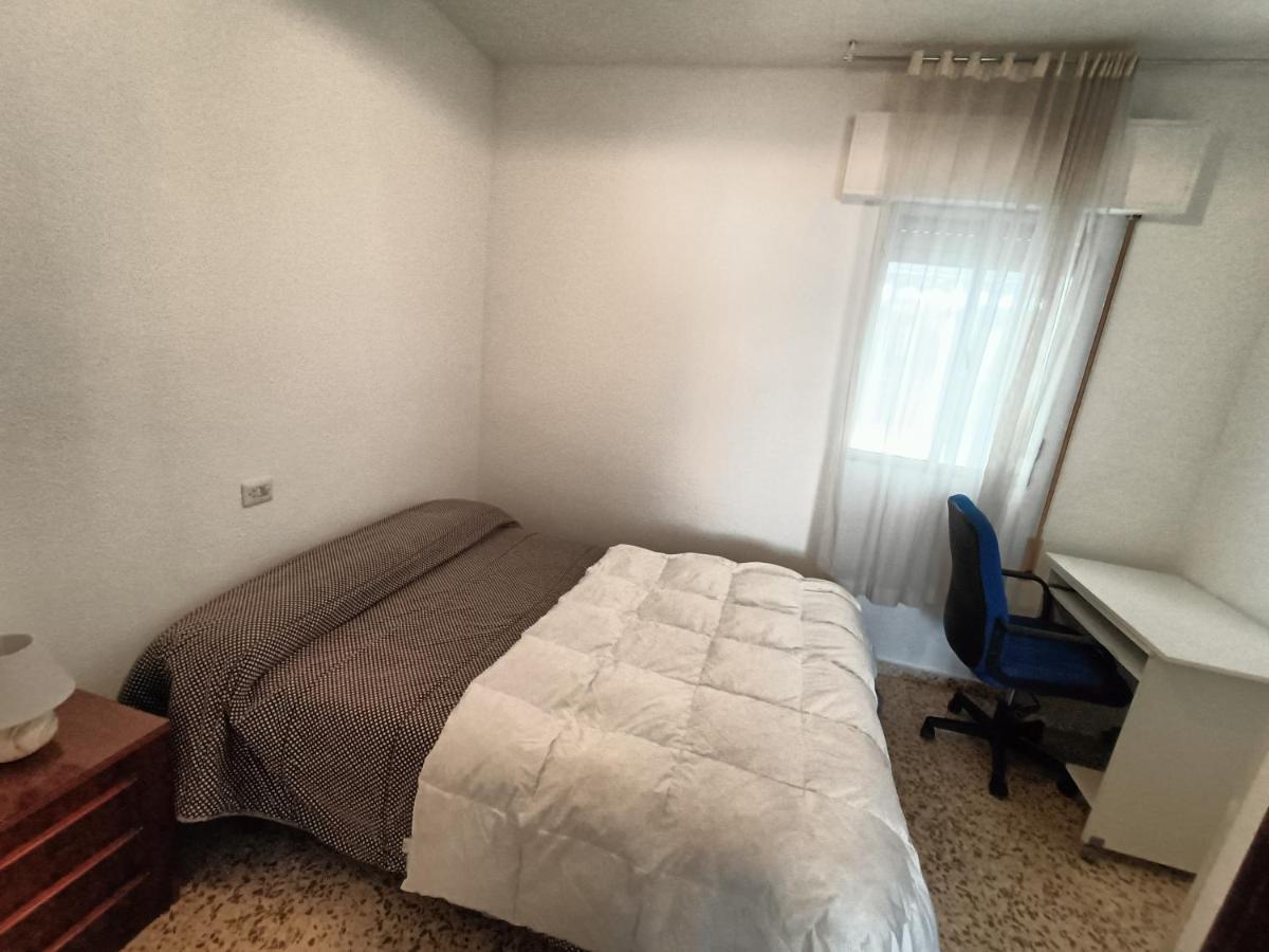 Apartamento 3 Dormitorios Con Aire Acondicionado Granada Luaran gambar